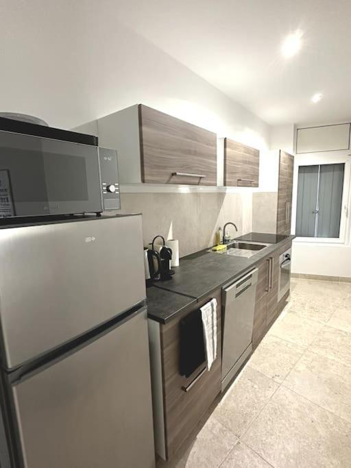 Appartement Centre Ville - Parking Prive - Wifi Nîmes Exteriér fotografie
